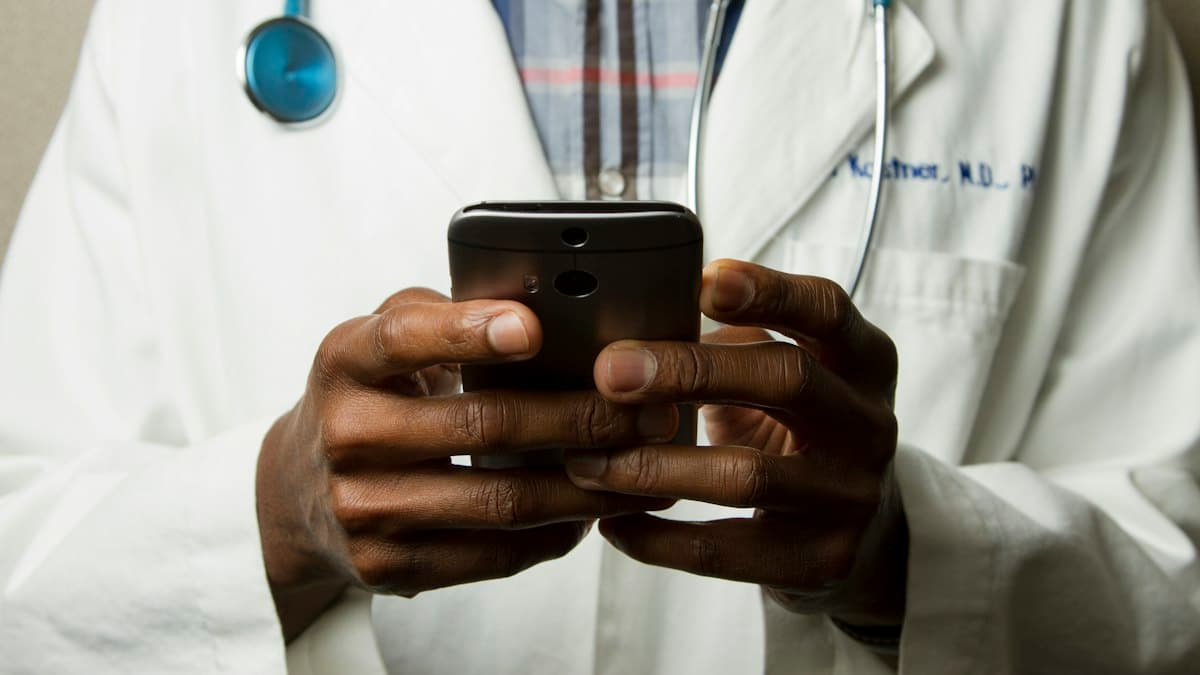FTC Sues Hims & Hers Over Health Data Sent to Meta and Snap